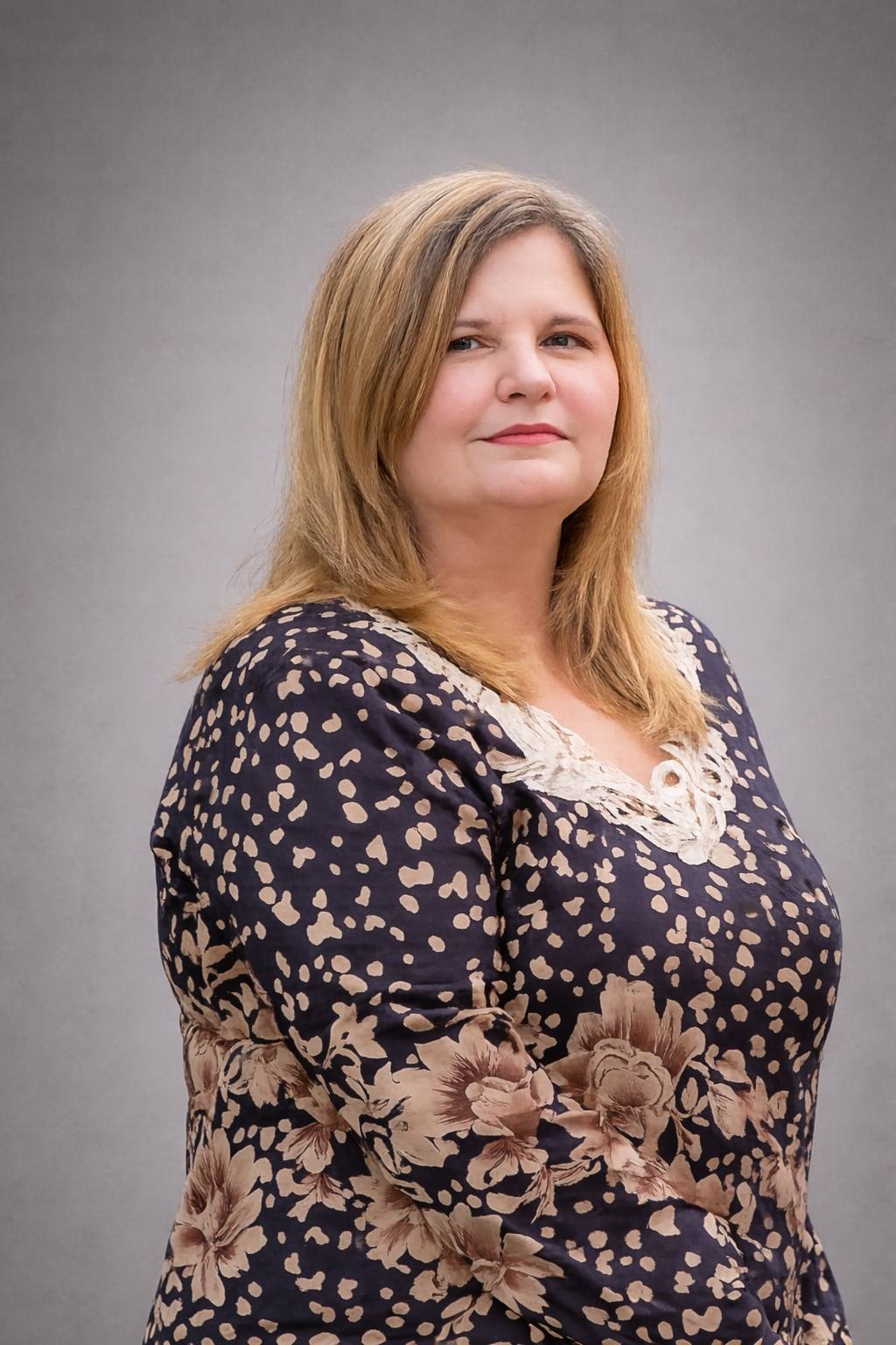 Regina Erickson - Admin - Customer Service